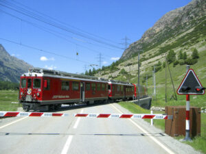 RhB Ferrovia del Bernina Abe 4/4 46 + Abe 4/4 45