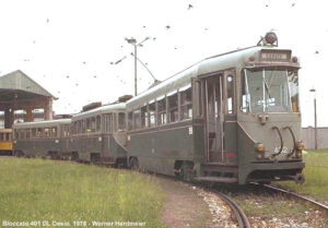 ATM Tramvie Milano Treno bloccato 401 in deposito a Desio 1978