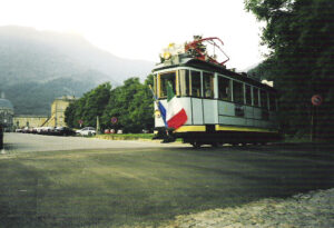 AFBO 1 Attraversamento strada in arrivo al Santuario Mariano dal 1997 fino al 2005