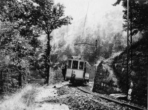 TBO Tramvia Biella-Oropa Elettromotrice I serie in salita verso la Galleria del Girone