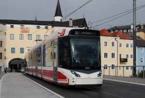 Traunseebahn Gmunden-Vorchdorf Vossloh Tramlink 121