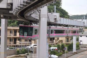Japan Shonan Monorail 5613